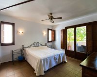 Apartments for rent near the sea in Panorama Park, Punta Prima, Costa Blanca. ID095