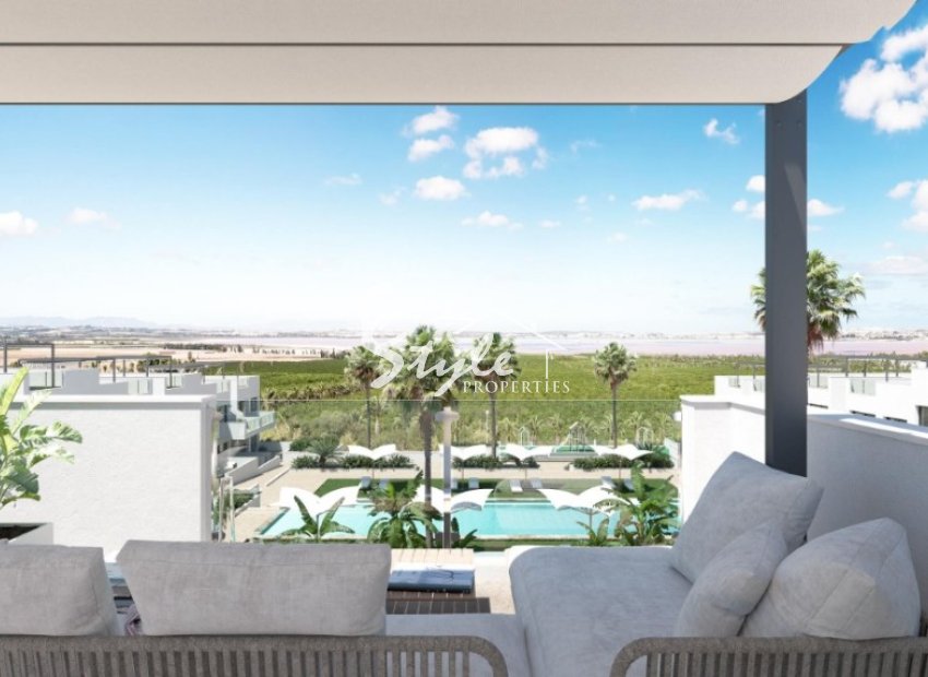 Apartments for sale in a new complex en Torrevieja, Costa Blanca, Spain. ON1731_B