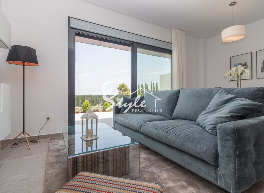 Apartments for sale in a new complex in Los Balcones, Torrevieja, Costa Blanca, Spain. ON1440_B