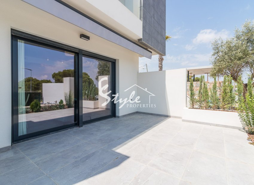 Apartments for sale in a new complex in Los Balcones, Torrevieja, Costa Blanca, Spain. ON1440_B