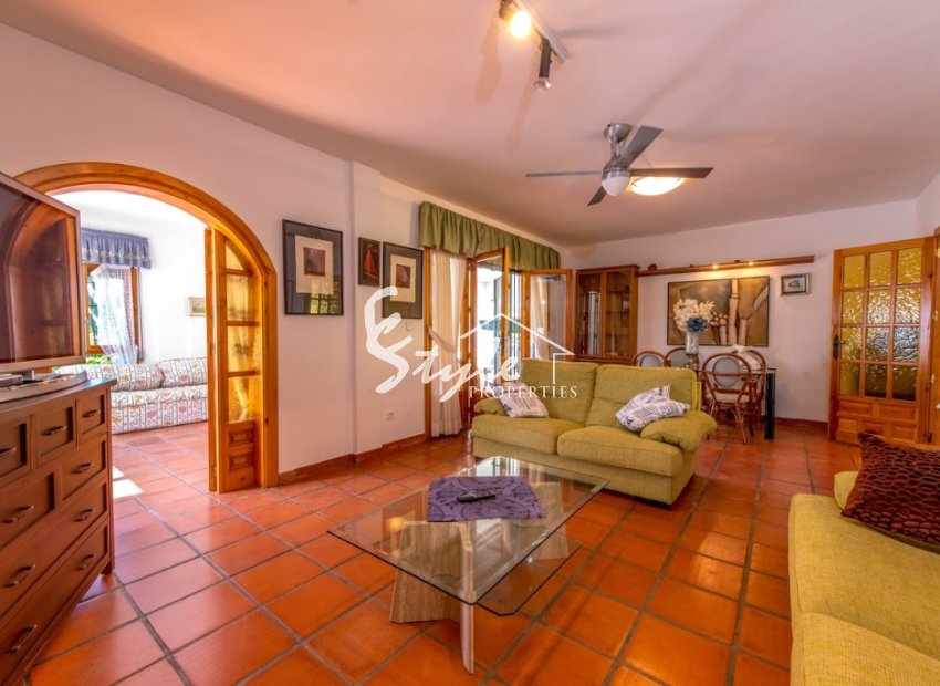 Аренда - Вилла - Кампоамор