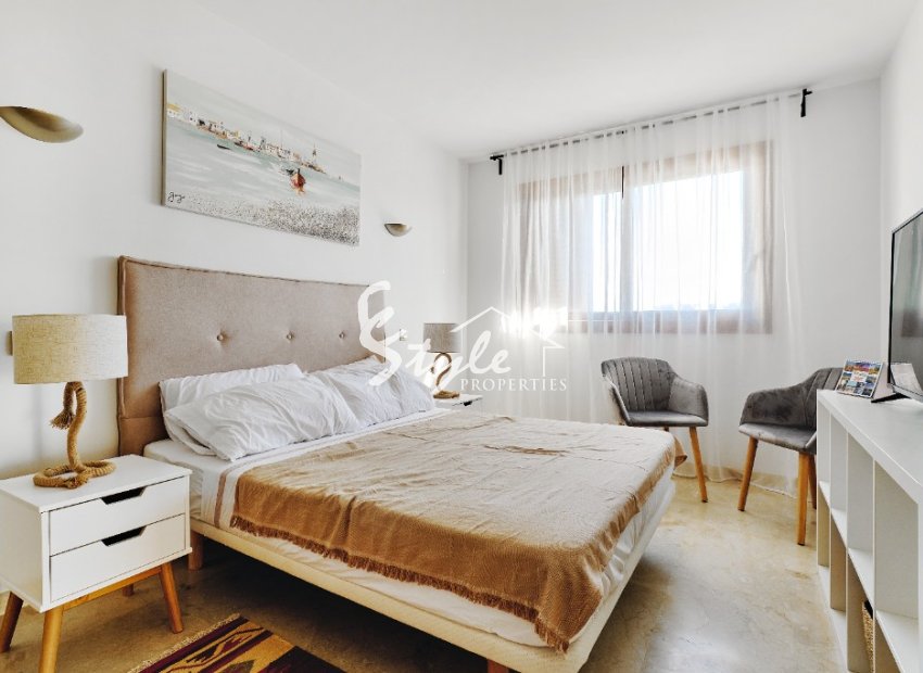 Ático 2 dormitorios en alquiler La Entrada, Punta Prima, Costa Blanca. ID092