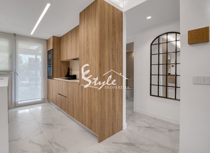 Ático de obra nueva en venta en Torrevieja, Alicante, Costa Blanca, España ON1493_A