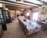 Buy 2-floors country house with large pool in San Miguel de Salinas and close to the beach. ID 4078