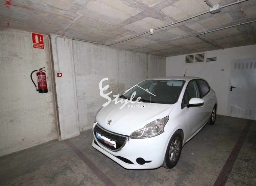 Buy apartment close to the sea in Torrevieja, Costa Blanca. ID: 4888