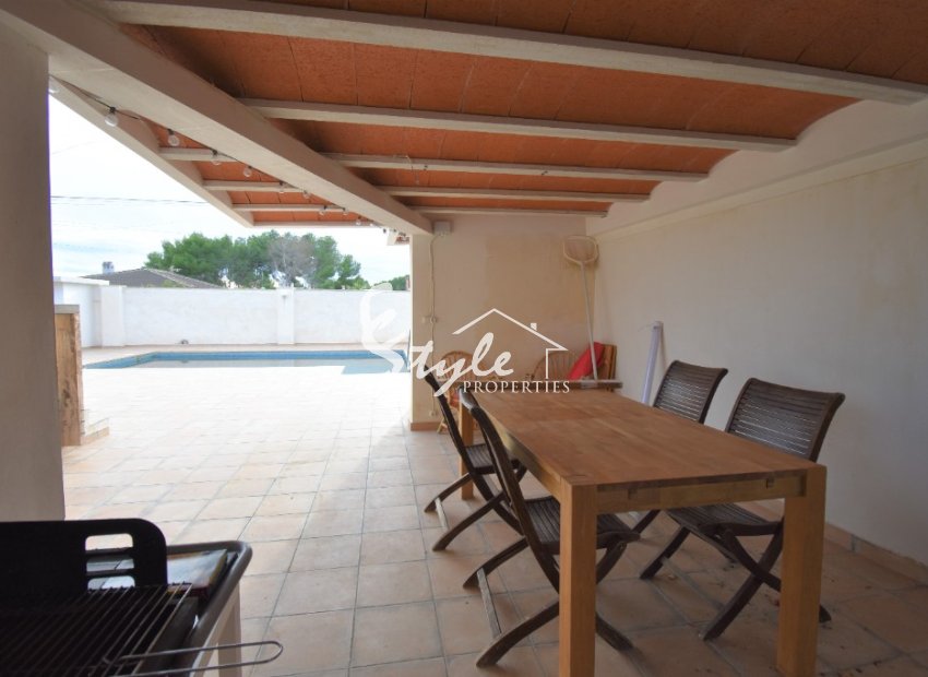 Buy detached house with pool in Pinar de Campoverde, Costa Blanca, Spain. ID: 4275