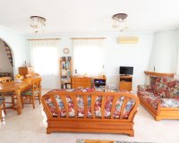 Buy independent villa with lovely garden areas and pool Los Balcones, Torrevieja, Costa Blanca. ID: 6294