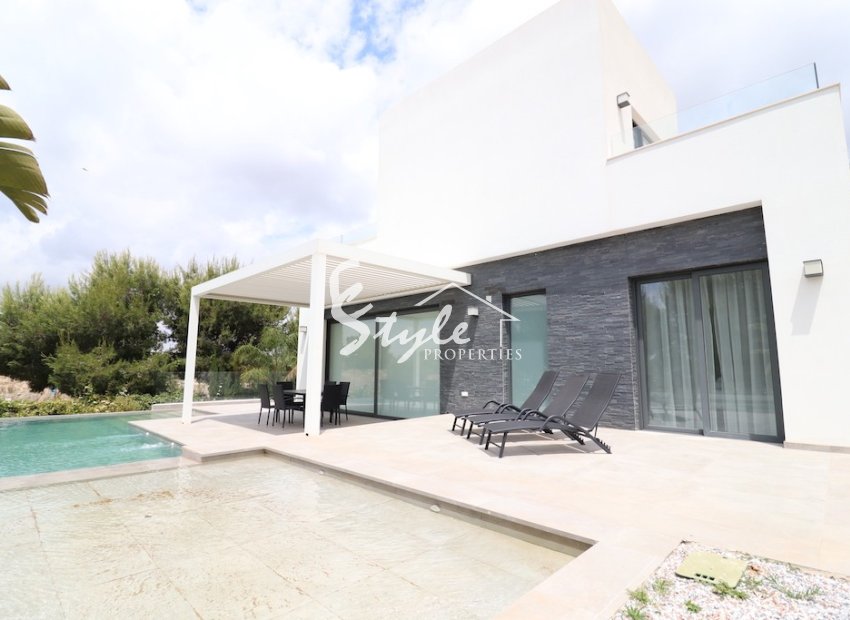 Buy luxury villa with garden and pool, in Las Colinas Golf & Country Club, Villamartín, Orihuela Costa. id 6050