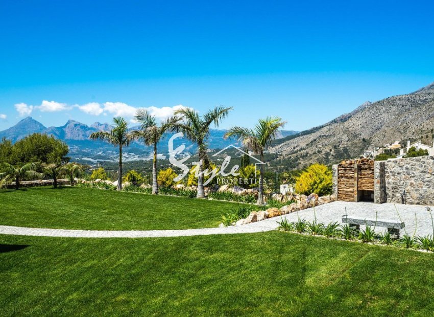 Buy luxury villa with sea views in ALTEA, Costa Blanca. ID 6315