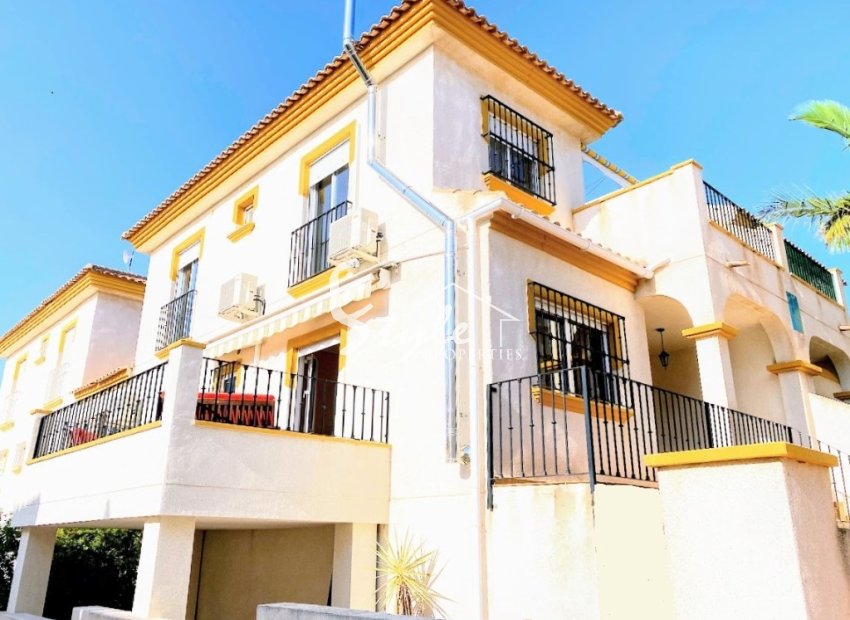 Buy quad townhouse in Los Altos, Torrevieja. ID 4621