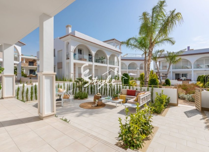 Casa adosada de nueva construcción en Ciudad Quesada, Costa Blanca, España. ON1789