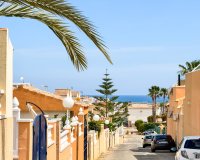 Chalet Pareada de 2 Dormitorios en Venta en Punta Prima – Gran Solárium y Excelente Ubicación. ID2361
