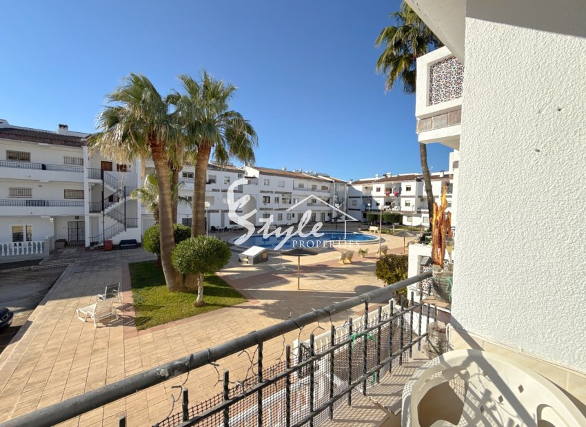 Charming Apartment Near the Beach in Punta Prima ,  Just Minutes from the Sea in Costa Blanca, Spain. ID2744