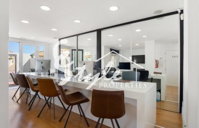 Commercial - Reventa - Torrevieja  - N082