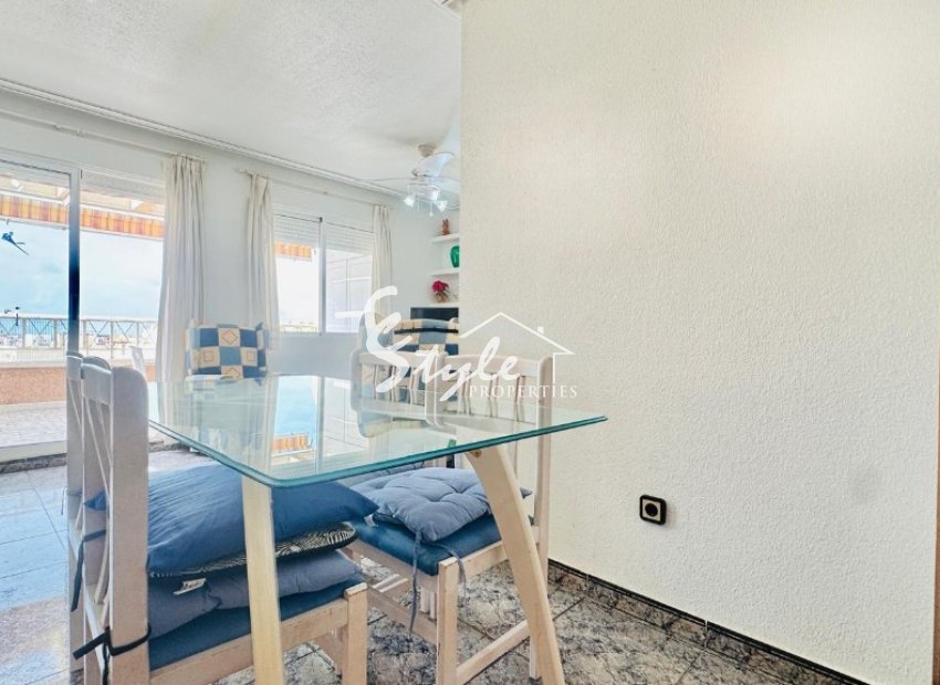 Comprar Apartamento Ático con vistas al mar en Torrevieja a 200m de las Playas del Cura y Los Locos. ID ST-6344