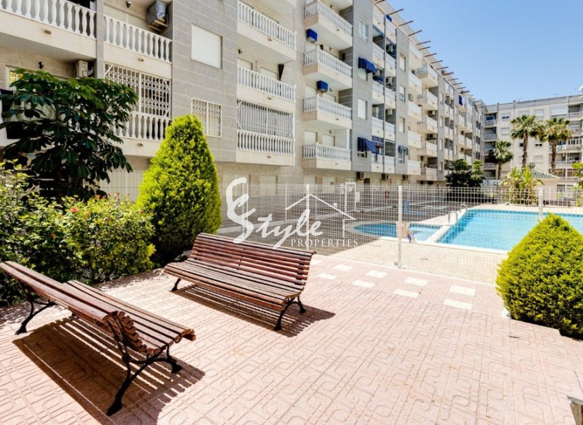 Comprar Apartamento en la Habaneras, Torrevieja. ID 4208