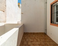 Comprar bungalow con piscina y cerca del mar en Playa Flamenca, Orihuela Costa. ID: 4018