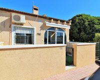 Comprar bungalow en Punta Prima cerca del mar. ID 4013