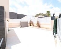 Comprar casa Villa de 3 dormitorios en San Miguel de Salinas al lado del mar. ID 6226