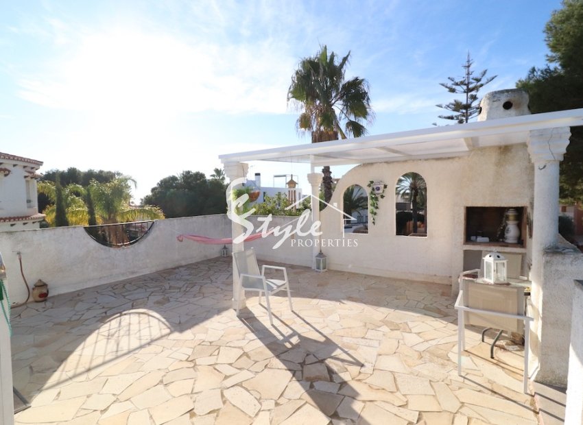 Comprar Chalet independiente en La Zenia, cerca de las playas de Orihuela Costa. ID: 6127