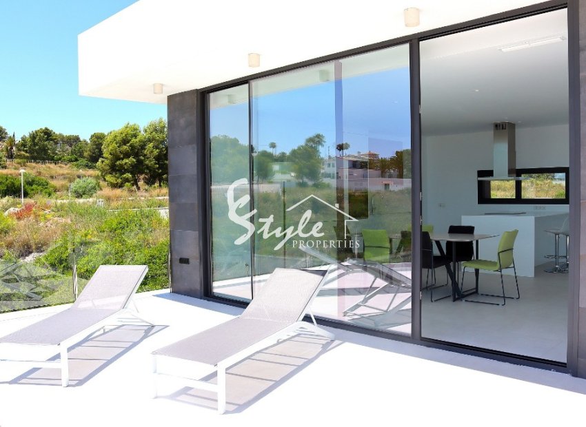 Comprar nueva villa a estrenar en Moraira cerca del mar. ID ON1143_43