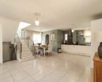 Comprar villa con piscina en Playa Flamenca, cerca del mar y las playas de Orihuela Costa. ID: 4564