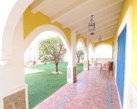 Comprar villa independiente cerca del campo de golf en Los Dolses, Villamartin. ID: 6267