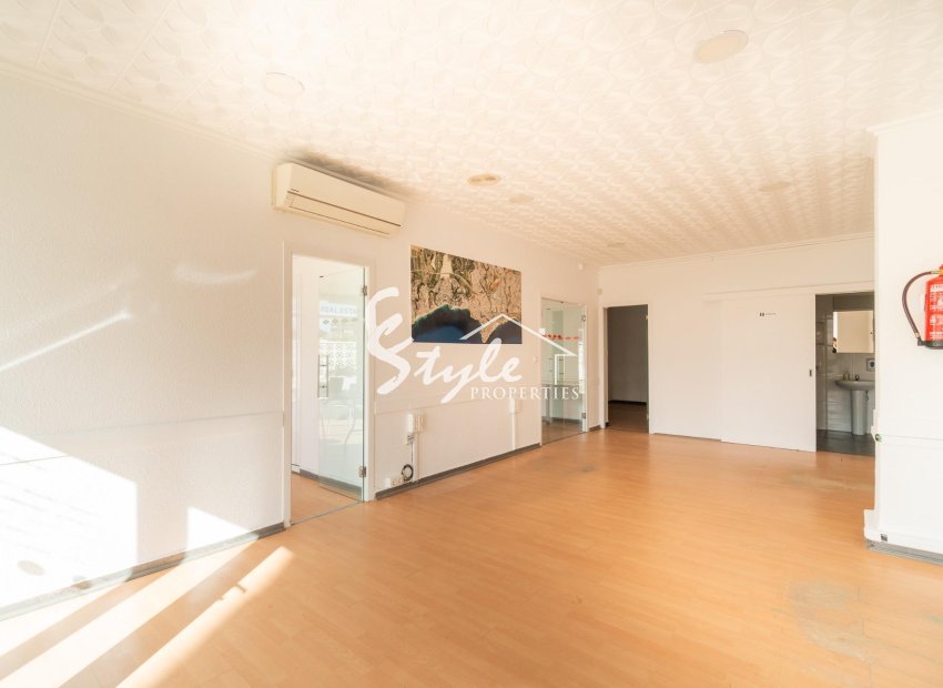 Долгосрочная аренда - Commercial - Orihuela-Costa - Ла Зения