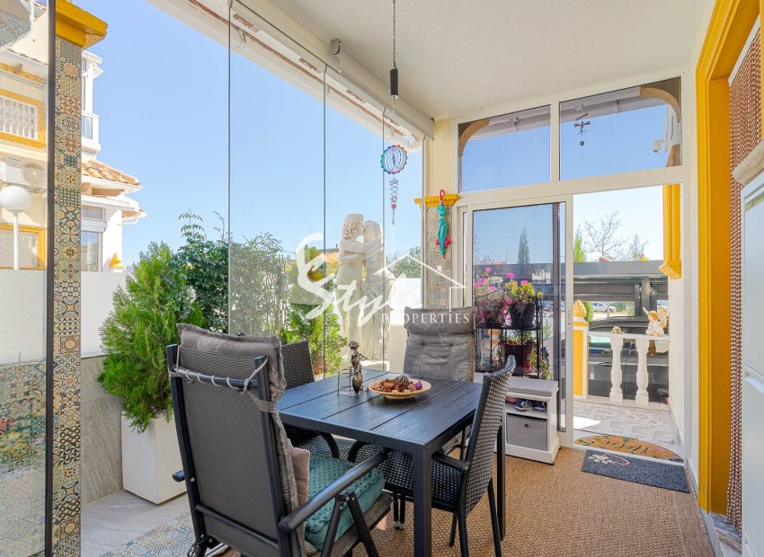 Elegante casa adosada con vistas al mar en venta en La Campana, Punta Prima, Costa Blanca. ID2860