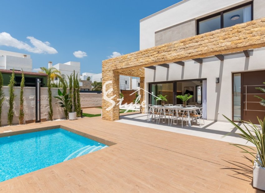  En venta nueva villa en la urbanización  de Ciudad Quesada, Alicante ,Costa Blanca ON1414