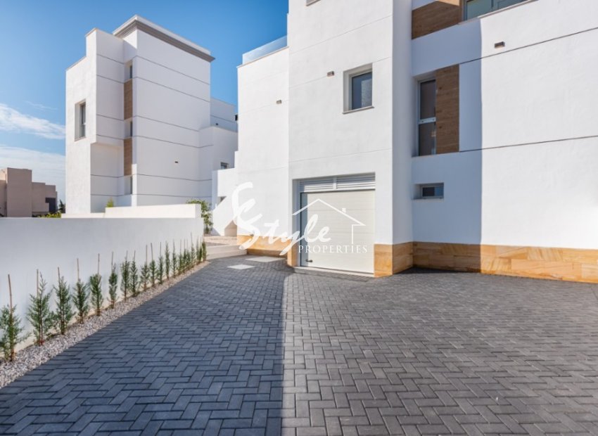  En venta nueva villa en la urbanización de Ciudad Quesada, Alicante, Costa Blanca ON1416