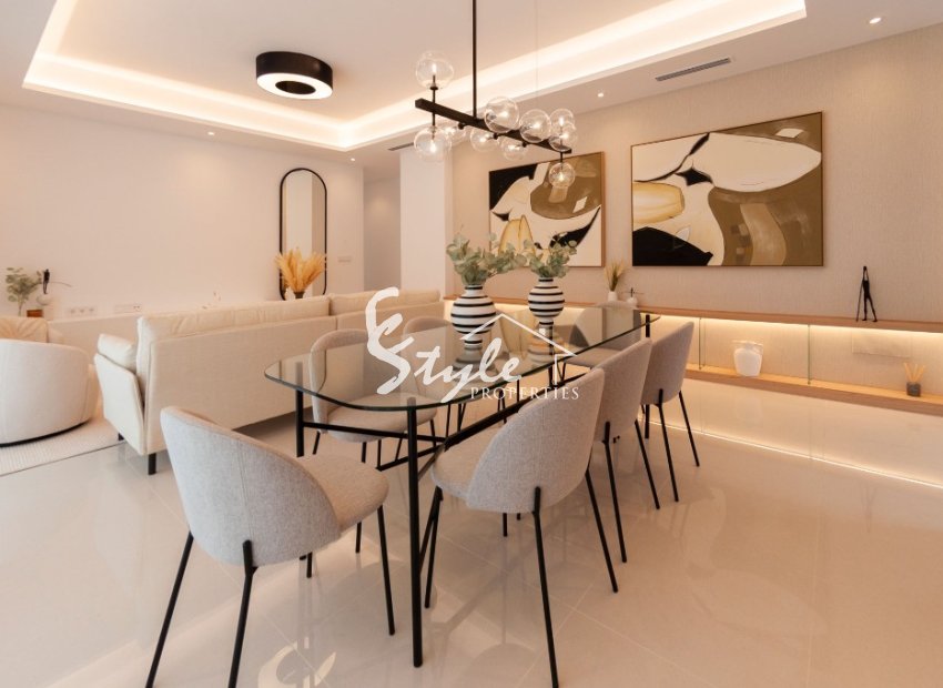  En venta nueva villa en la urbanización  de Ciudad Quesada, Alicante ,Costa Blanca ON1640