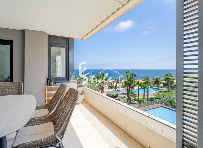 Exclusivo apartamento con vistas panorámicas al mar en Panorama Mar, Punta Prima. ID1472