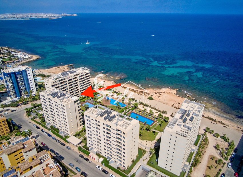 Exclusivo apartamento con vistas panorámicas al mar en Panorama Mar, Punta Prima. ID1472