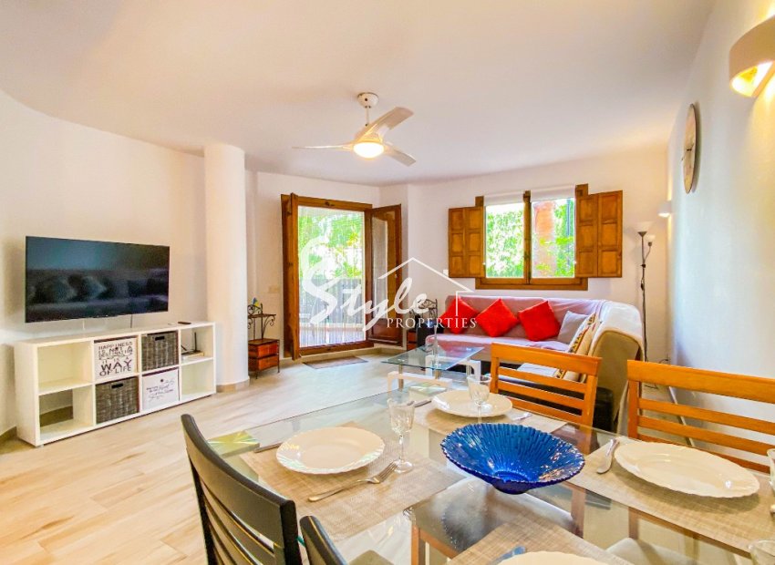 For rent 1 bedroom apartment near the sea Punta Prima, Costa Blanca, Spain. ID097