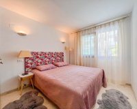 For rent south-facing apartment of 2 bedrooms in La Recoleta, Punta Prima, Costa Blanca. ID101