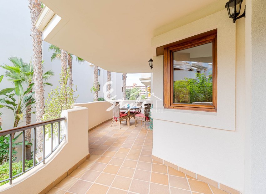 FOR SALE 2-BEDROOM APARTMENT IN PANORAMA PARK, PUNTA PRIMA – WALKING DISTANCE TO THE BEACH, COSTA BLANCA, SPAIN. ID 1973