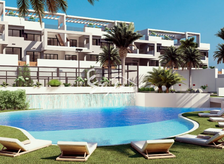 For sale 2 bedroom apartments in brand new residential complex near Pink Lagoon in Torrevieja, Costa Blanca. ID ON1118
