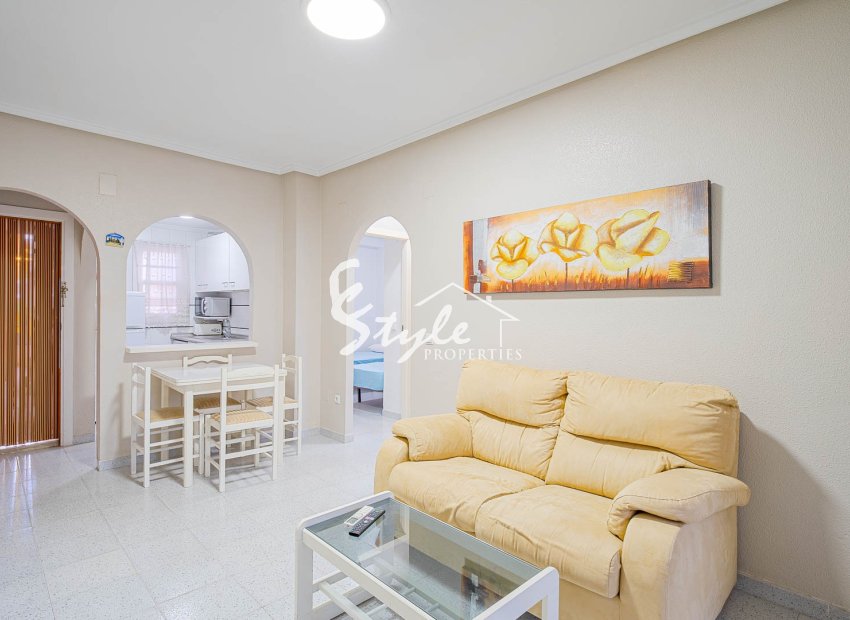 For sale 2 bedrooms apartment 200 mts from the sea in Torrevieja, Costa Blanca, Spain. ID2939