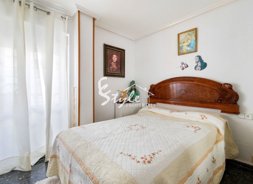 For sale 2 beds apartment close to sea in Punta Prima, Costa Blanca, Spain. ID2797