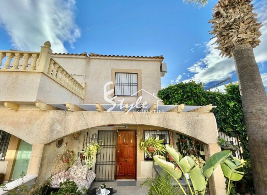 For sale 3 bedroom quad house in Serena IV, Play Flamenca, Orihuela Costa, Costa Blanca . ID2994