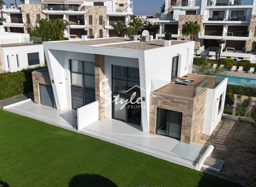 For sale 3 bedroom semi detached villa in Koh Samui in Los Dolses., Orihuela Costa, Costa Blanca, Spain. ID2675