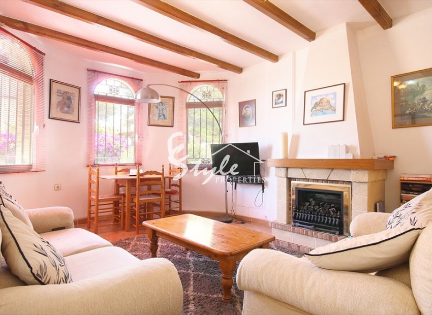 For sale 4 bedroom villa in Las Filipinas, Orihuela Costa, Costa Blanca. ID2752