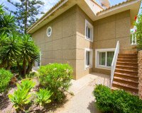 For sale an exclusive luxury villa with a large plot in Villamartin, Costa Blanca, Spain. ID3484