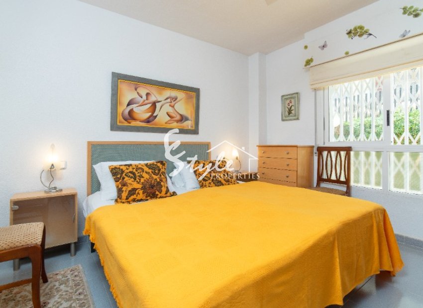 For sale apartment 200 meters from the sea in Punta Prima, Costa Blanca, Spain. ID2822