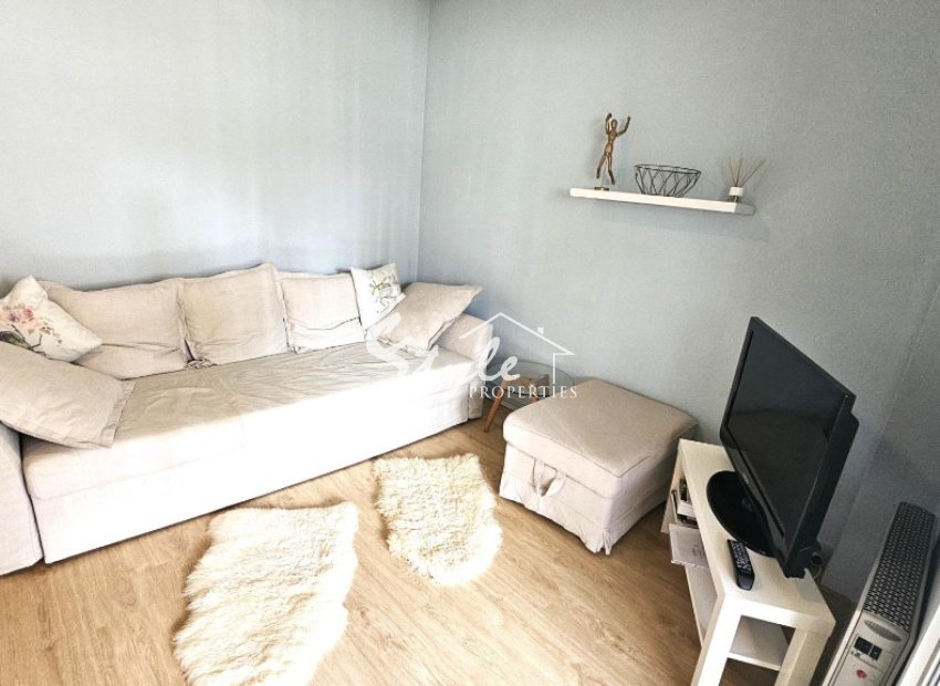 For sale apartment a 200m to the beach in Torrevieja, Costa Blanca. ID2825