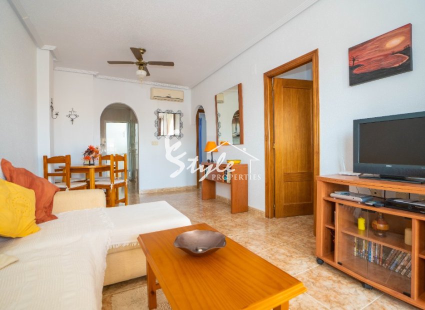 For sale apartment in Cinuelica R6, Punta Prima, Orihuela Costa, Costa Blanca, Spain. ID3338