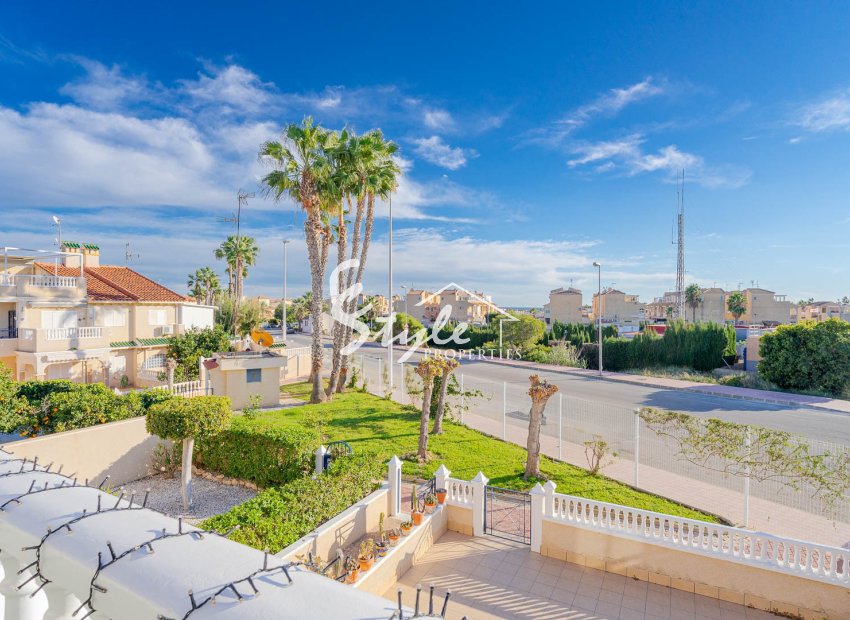 For sale apartment in Zeniamar 1 , Playa Flamenca, Orihuela Costa, Costa Blanca . ID2595