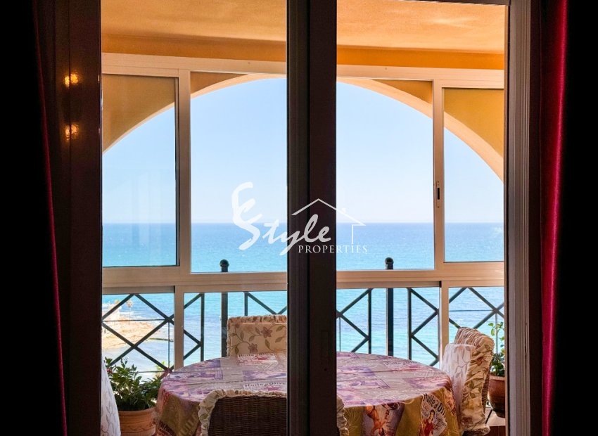 For sale apartment with panoramic sea views in Las Atalayas, Torrevieja, Costa Blanca. ID1730