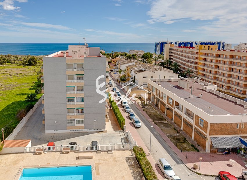 For sale apartment with sea views in Arrecife 15,Punta Prima, Torrevieja Costa Blanca. ID1640